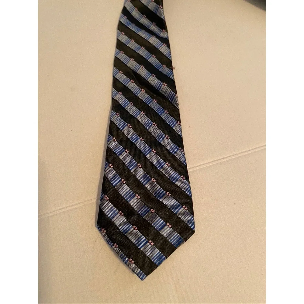 Diagonal Stripe Necktie Black Blue Silver Pink‎ Geometric Pattern Tie